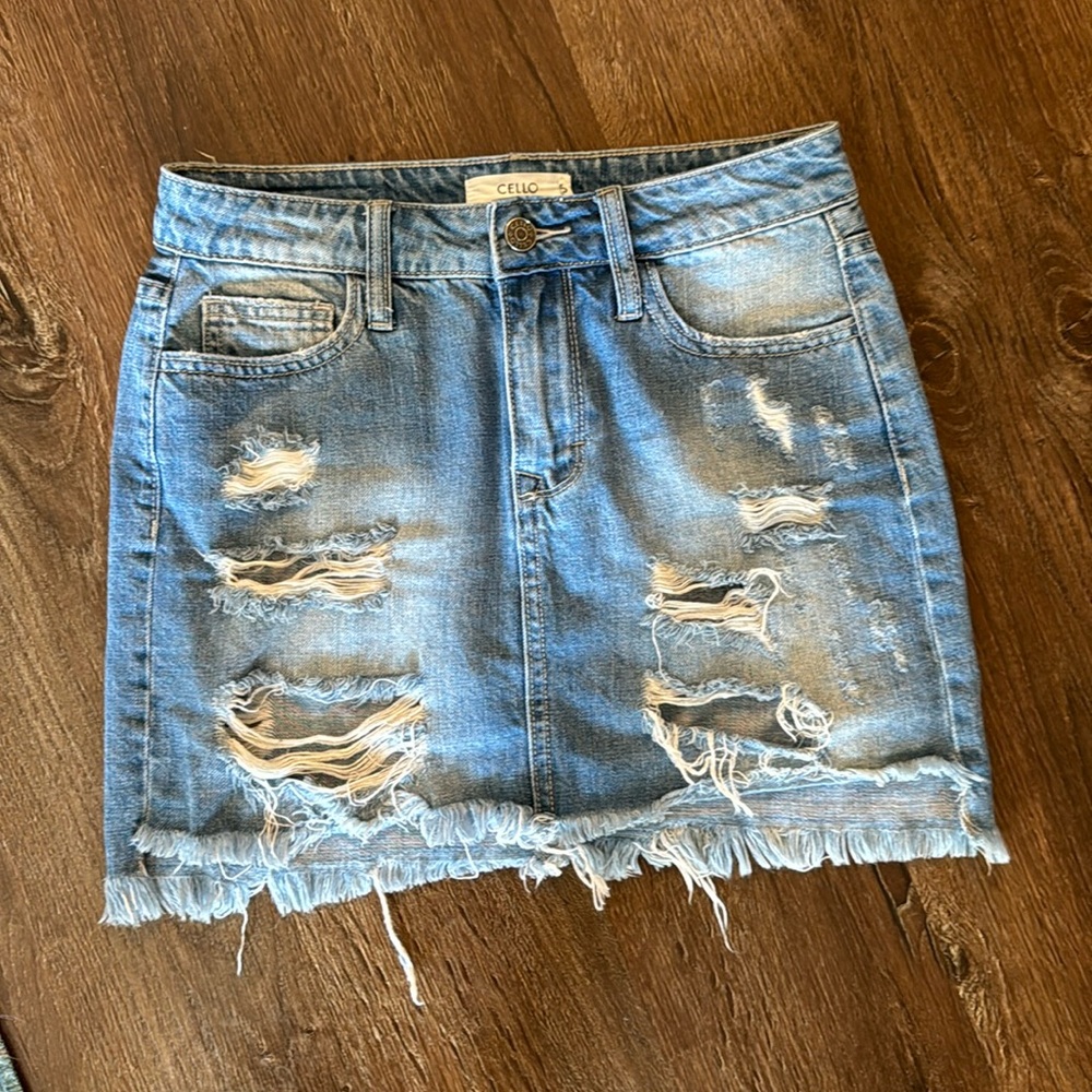 Cello Denim skirt with holes